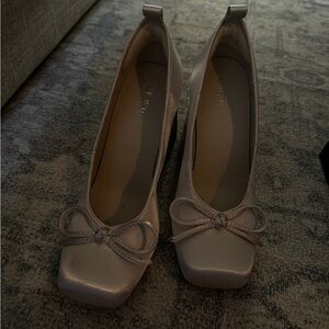 Cider Women's Pink Ballet Bow Heels